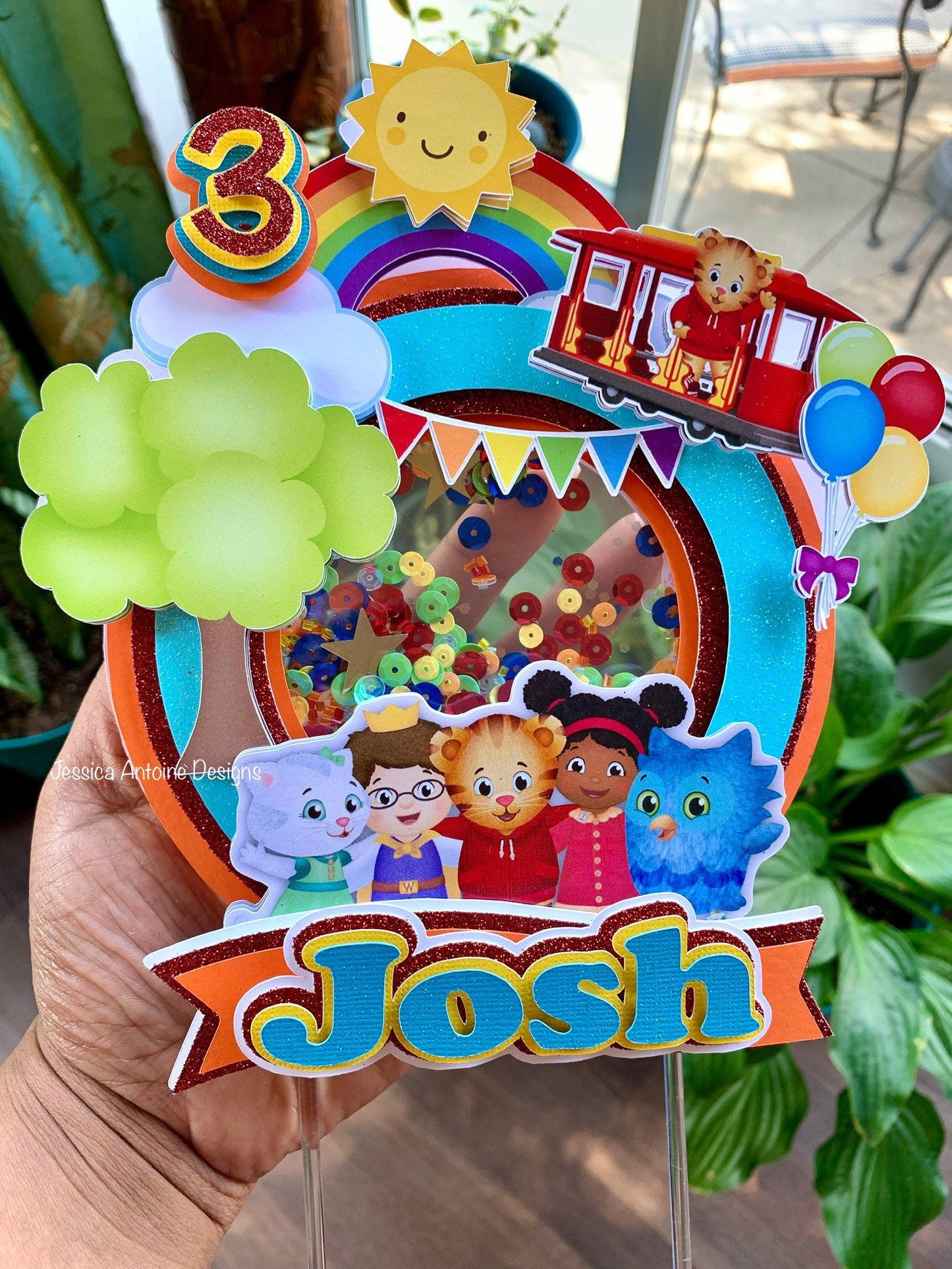 Tiger Shaker Cake Topper