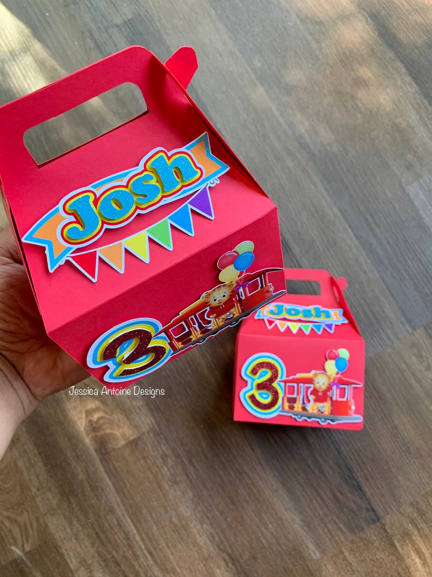 Tiger Favor Gable Boxes